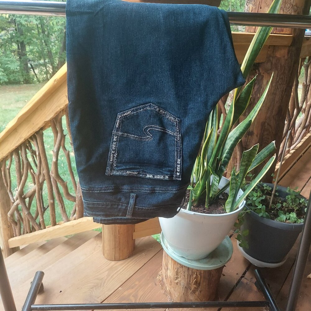 Women's Silver Jeans Co. Size 18W